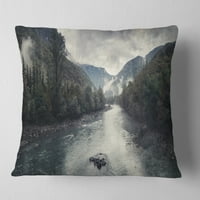 Rijeka Mountain Mountain s maglama i kišom - Moderni jastuk za bacanje mora - 16x16