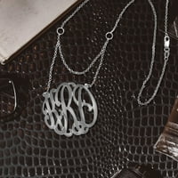 Ručno izrađena personalizirana ogrlica s monogramom od srebra ili 14k pozlaćenog srebra