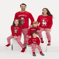 Uklanjanje obiteljske božićne pidžame djevojke s dvodijelnim pidžamom set